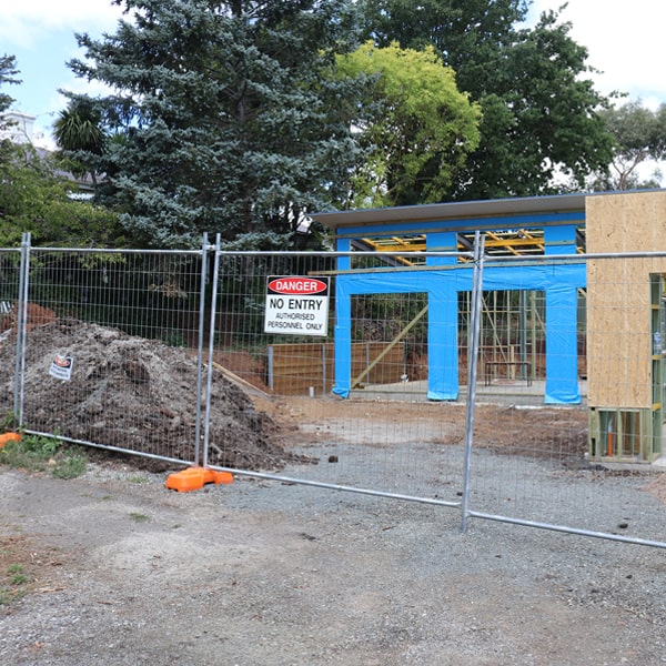 do you deliver and install temporary fencing and what's the cost for these services in Atkinson NH